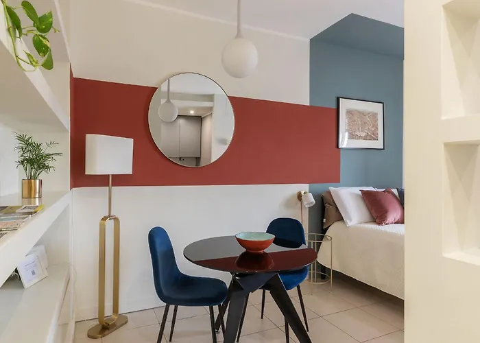 Guesthost - Aurea Domus Comfort In Centro A Apartment *