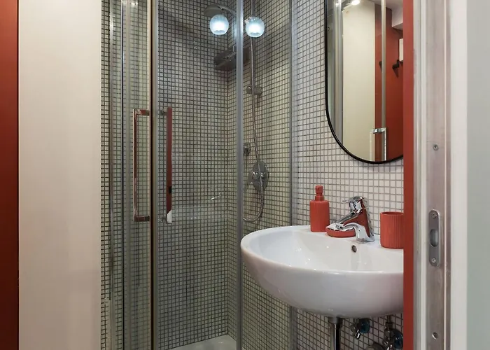 Guesthost - Aurea Domus Comfort In Centro A Apartment Rom